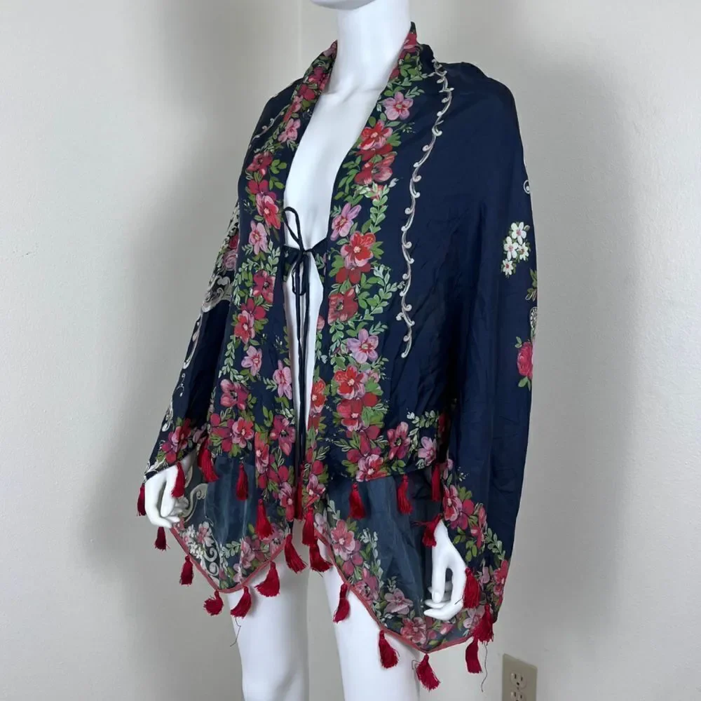 Johnny Was Size M Silk Tassel Wide Flared Sleeve Floral Mococo Boho Shrug Poncho